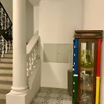 Lebe Im Kunstviertel Beim Hundertwasserhaus L Hg12