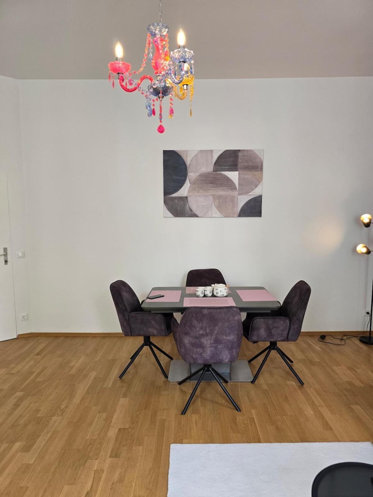 Apartment Lebe Im Kunstviertel Beim Hundertwasserhaus L Hg12 Wien
